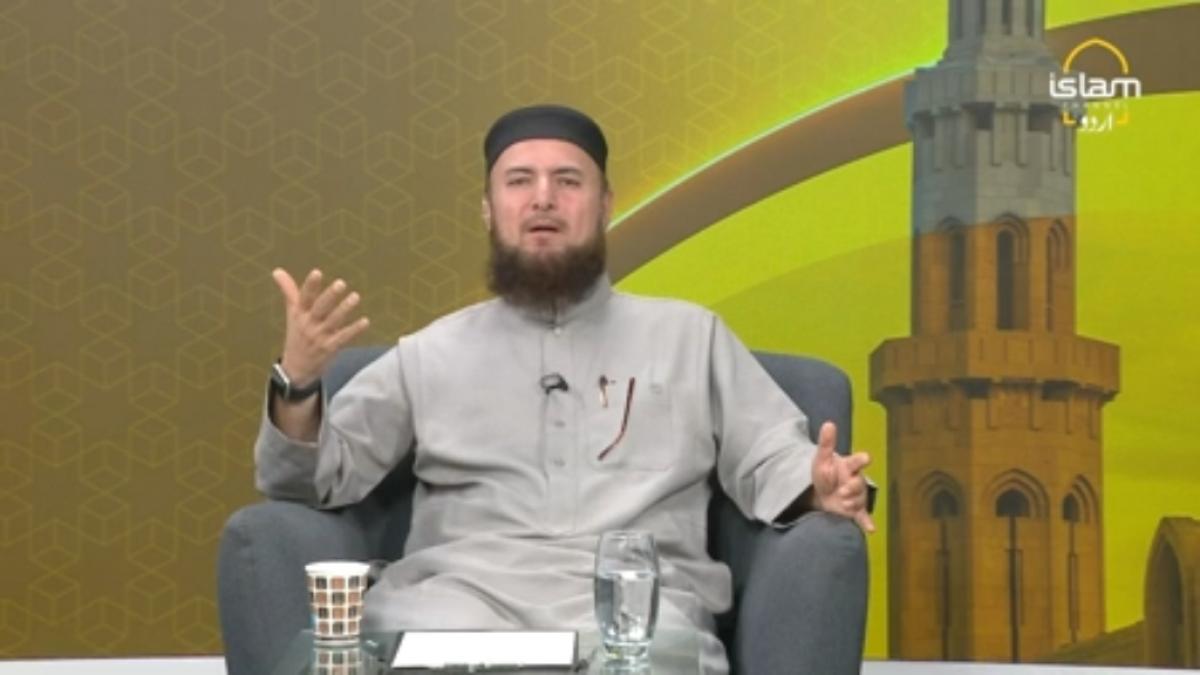 Guftagoo : Importance of family system