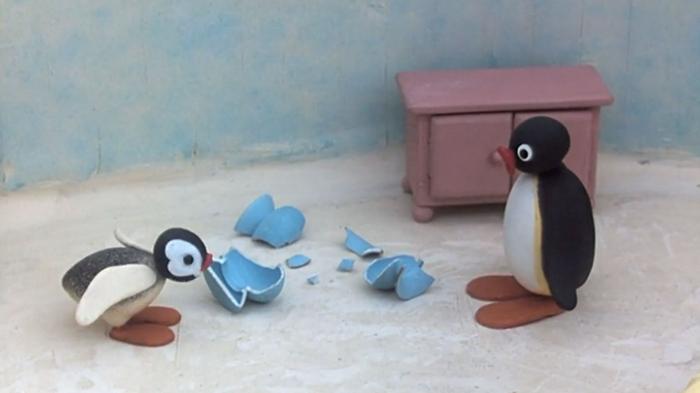 Pingu & The Broken Vase