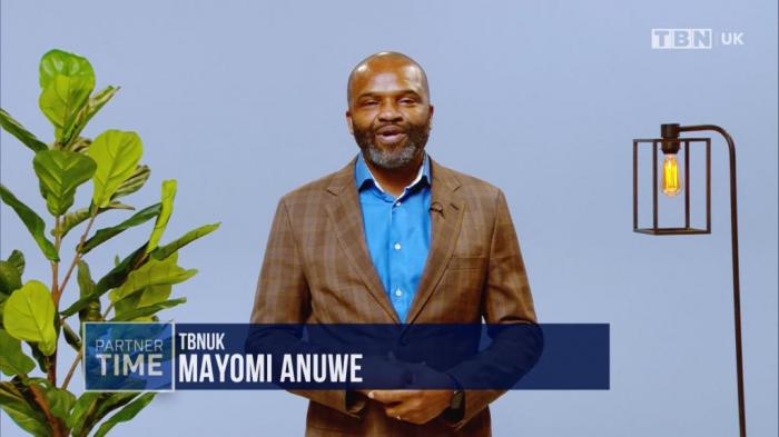 STG 16 Jan - Praise - with Mayomi Anuwe