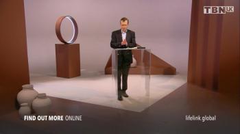 Living for the Hope of the Coming King