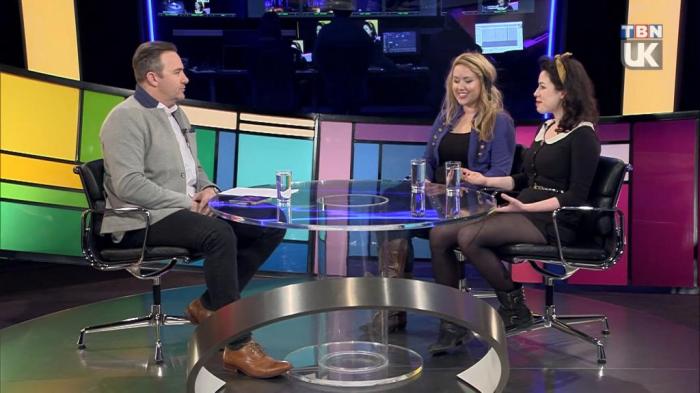 Partner Time with Leon Schoeman and special guests Daughters of Davis