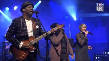 Praise from London with R.T. Kendall and Noel Robinson