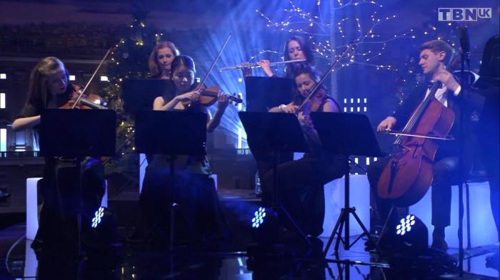 STG Christmas Praise with Orchestra and Choir led by Simon Lole