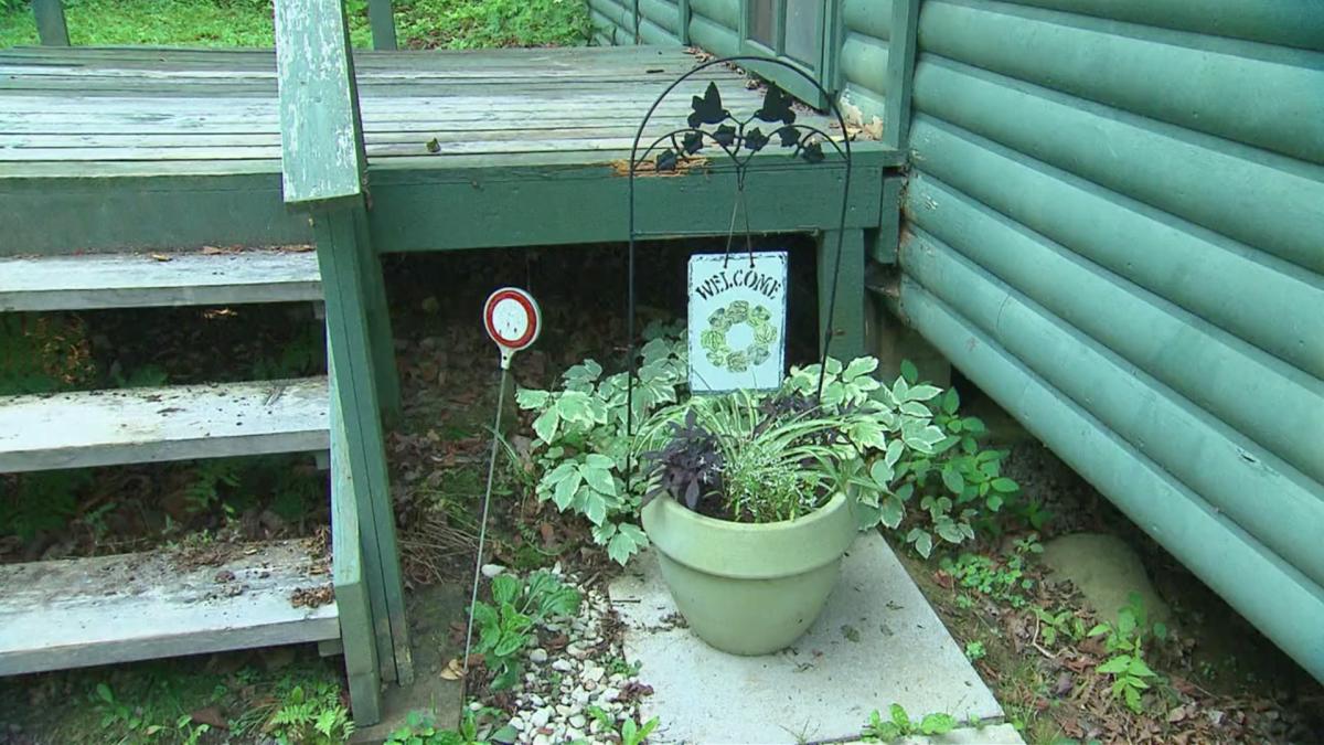 Michelle’s Freestanding Deck