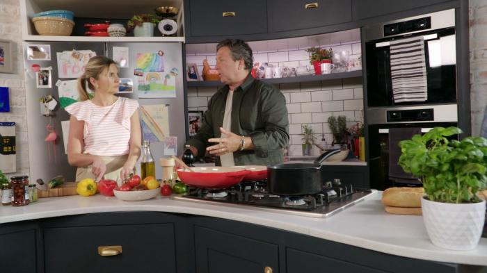 John & Lisa's Weekend Kitchen